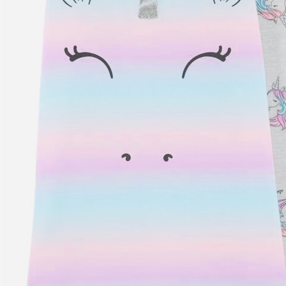 Carters Unicorn Pastel nightgown size 6/7